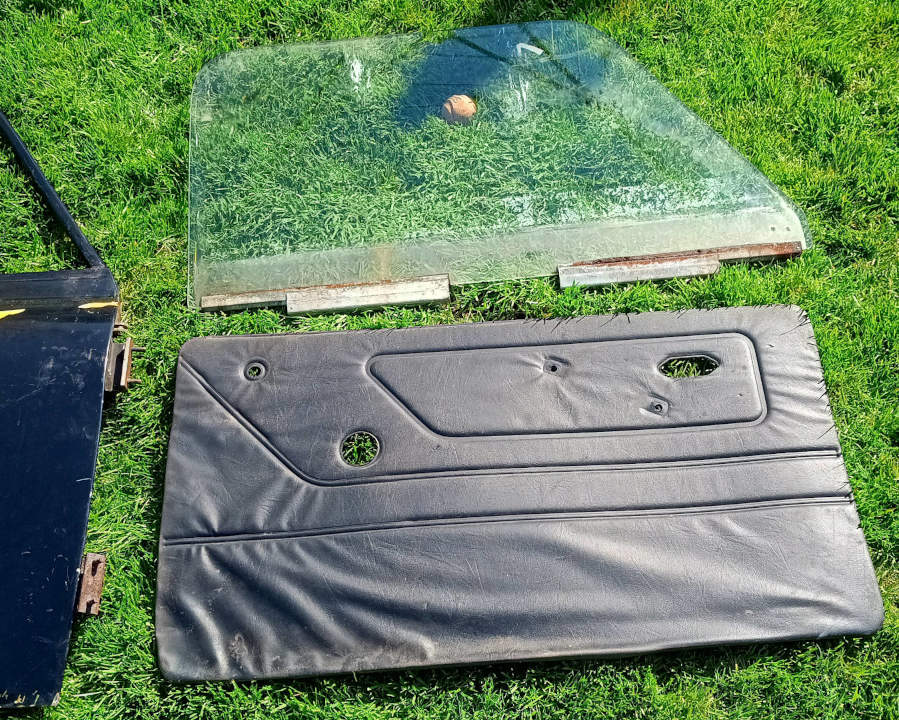 The Mini parts.