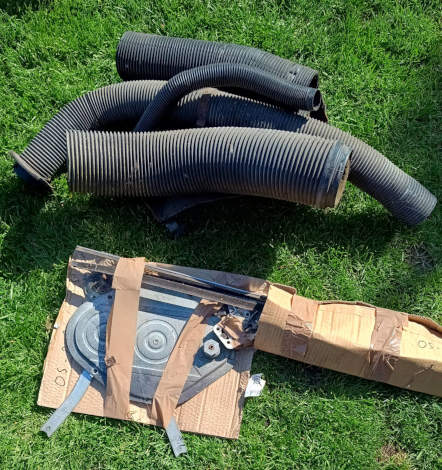 The Mini parts.